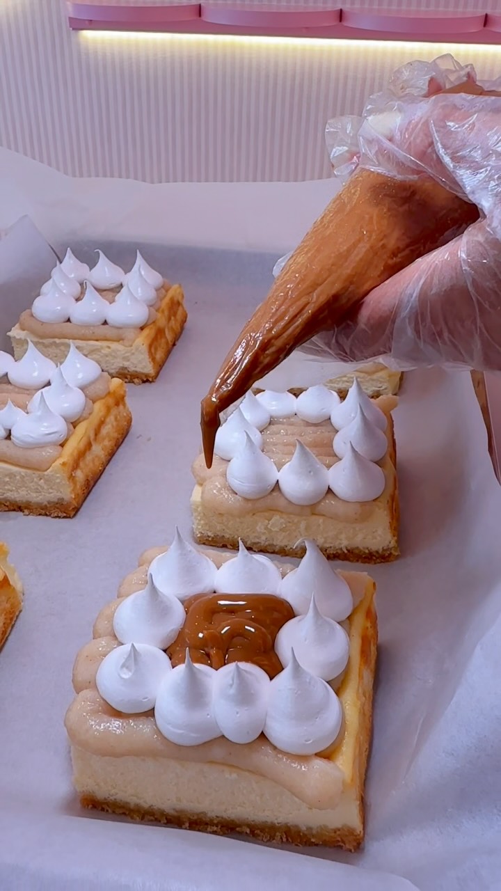 Preparación de postres en DR Roll